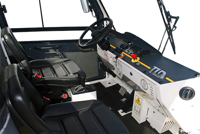 TLD TMX-150-9/12/15/16 Pushback & Tow Tractor - Image 8