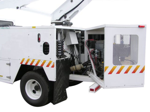 GSS Hawk 800 Type I & IV Deice Truck - Image 2