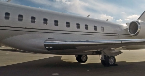 Bombardier Global Express Main Landing Gear Downlock Pin Assembly - Image 2