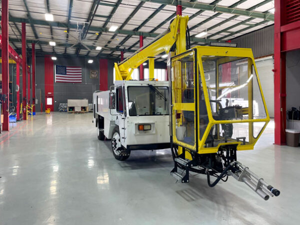 Osprey Aircraft Deicer GSS 1400 - Image 2