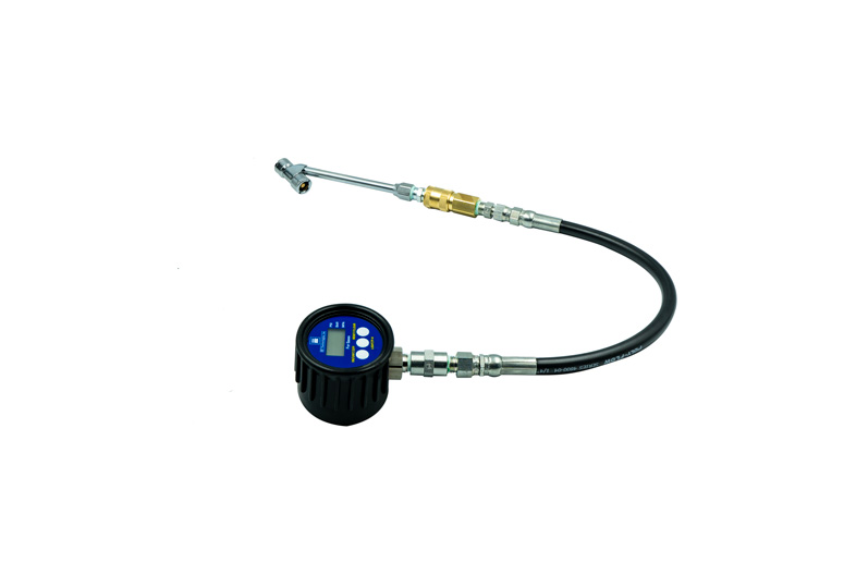 AERO Digital Universal Tire Pressure Gauge - Image 3